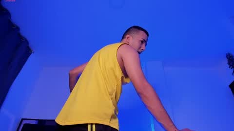 Donat Independent Model online show from 04.20.26