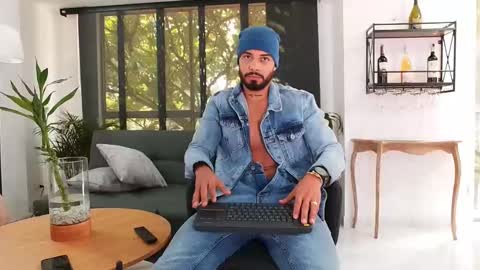 Victor online show from 09.12.25