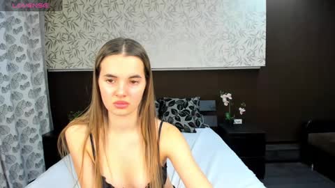 Snapshot of donnaaa_evans chatting on 12.02.24 Donna On GMT2 Mon-Fri 3-9 AM online show from 12.02.24