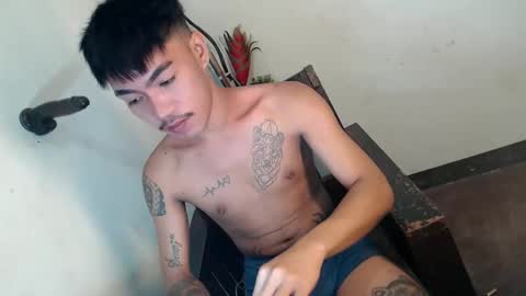 Snapshot of donnie_on_cum chatting on 02.27.26 donnie online show from 02.27.26