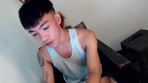 Snapshot of donnie_on_cum chatting on 03.02.26 donnie online show from 03.02.26