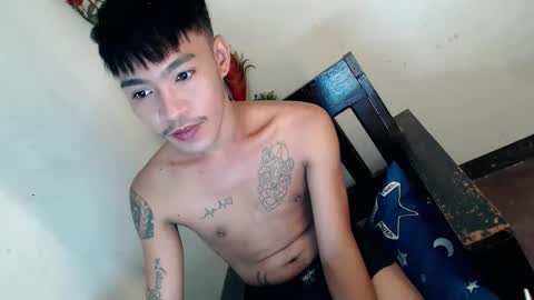 Snapshot of donnie_on_cum chatting on 03.02.26 donnie online show from 03.02.26