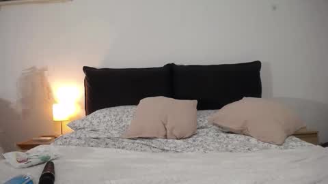 Iara online show from 10.12.25