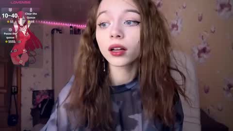 Snapshot of dontoke_ chatting on 03.10.25 Nicole online show from 03.10.25