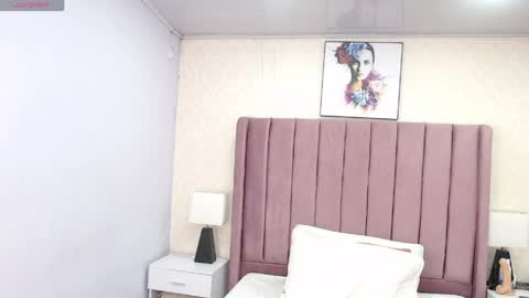 Anny online show from 05.17.26