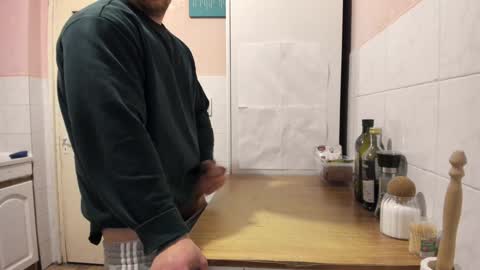 Snapshot of doriancretu95 chatting on 02.07.25 menu below online show from 02.07.25