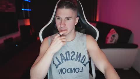 Dorian Reyes online show from 11.24.25