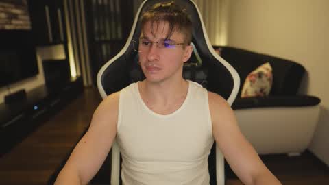 Dorian Reyes online show from 01.08.26