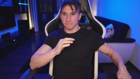 Dorian Reyes online show from 01.11.26