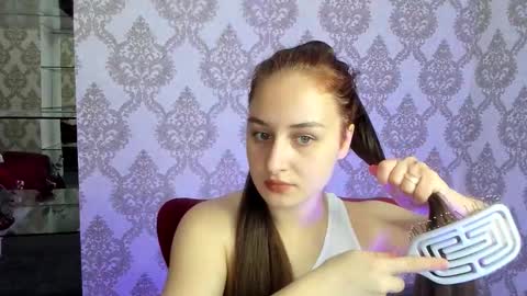 Snapshot of doris_coy_ chatting on 09.27.25 Doris online show from 09.27.25