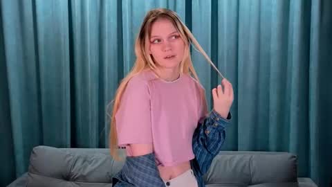 Snapshot of doriscortez chatting on 02.08.26 Emma online show from 02.08.26