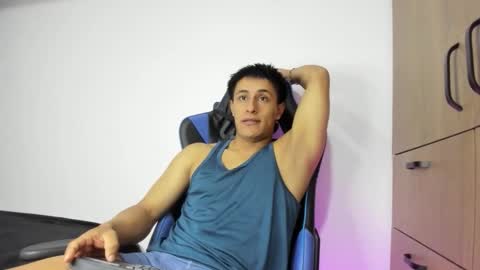 dorman_boy online show from 11.11.25