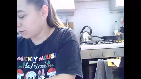 Snapshot of dorrie_ann chatting on 01.09.25 Dorrie Ann online show from 01.09.25