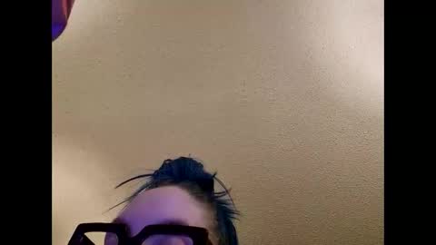 dosedgirl online show from 12.24.24