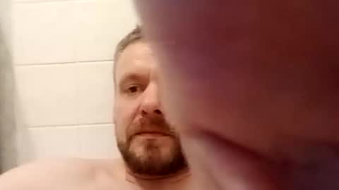 Snapshot of dougdob9 chatting on 12.20.25 dougdob9 online show from 12.20.25