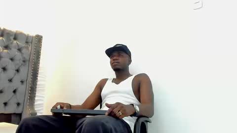 DOUGLAS online show from 09.20.25