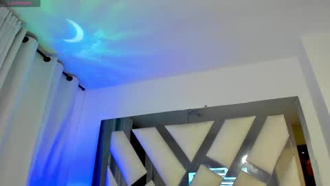 Douglas Safado online show from 11.30.25