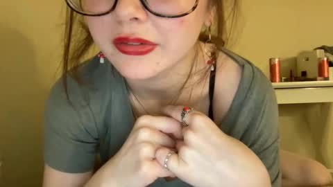 dovelovely online show from 03.04.26