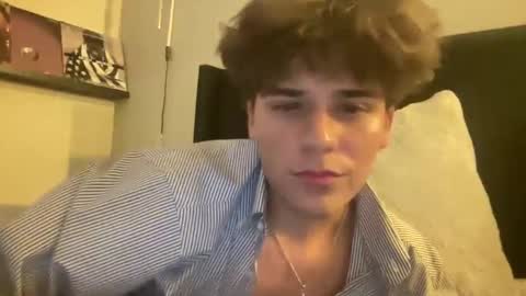 DownLow 22 online show from 09.27.25