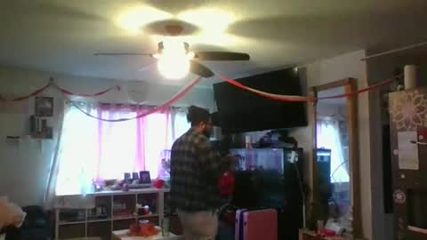 Dpenguino online show from 11.17.25