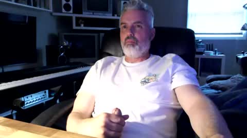 Snapshot of dr_dave20 chatting on 06.21.26 dr_dave20 online show from 06.21.26