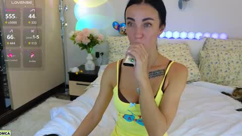 Snapshot of dragoncutey chatting on 09.25.25 Katya online show from 09.25.25