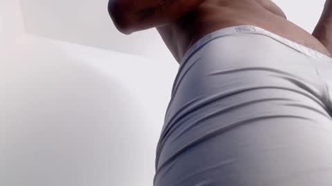 Drake 23 online show from 10.30.25