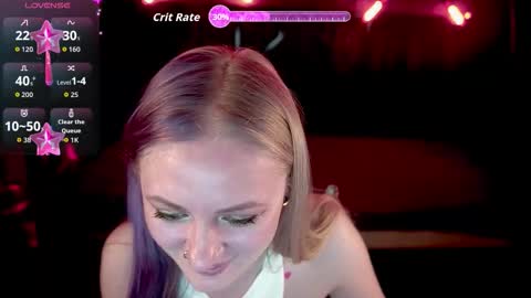 Snapshot of dramaquenn chatting on 03.04.26 Lina online show from 03.04.26