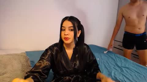 -- nicolle and jhon -- online show from 03.17.26