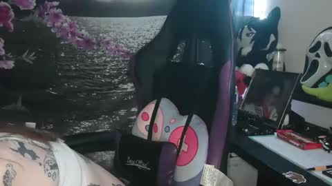 Lorelei Riyu online show from 04.21.26