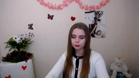 Mari online show from 04.08.26