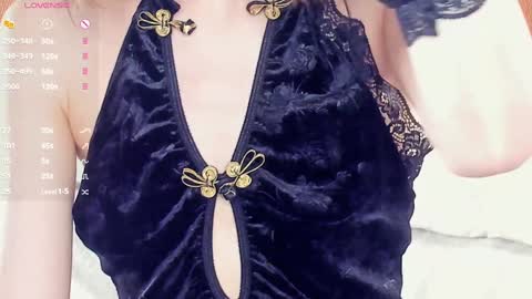 Hi Im Monika Welcome to my room online show from 10.26.25