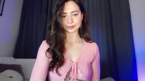 Nicole online show from 02.25.25