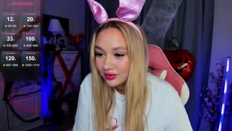  Mary   pvt open    use pink and blue app lovense online show from 10.30.25