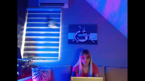 A girl online show from 01.12.25