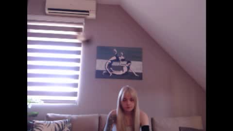 A girl online show from 03.10.25