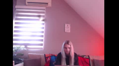 A girl online show from 03.10.26