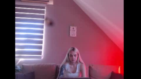 A girl online show from 05.28.26