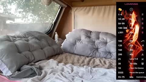 Snapshot of dreamofbarbiex chatting on 11.01.25 dreamofbarbiex online show from 11.01.25