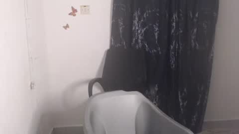 Snapshot of dreamy_wetpussy chatting on 05.08.26 BEAUTY online show from 05.08.26