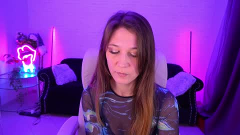 Lina online show from 01.10.25