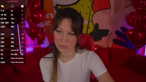 Lina online show from 02.18.25