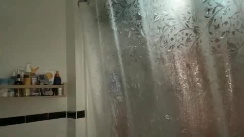 RIRI OR DREAMY online show from 02.01.26