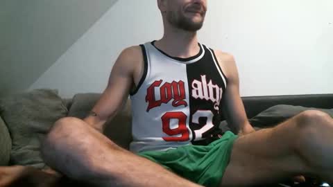 Snapshot of dresdenboy37 chatting on 09.30.25 Ronny online show from 09.30.25