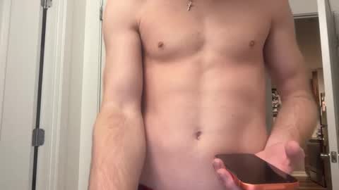 Snapshot of drewmackin05 chatting on 11.08.25 drewmackin05 online show from 11.08.25