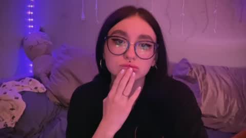 Tara  Sonny online show from 03.04.25