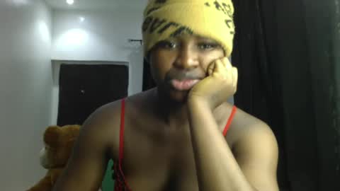 Snapshot of dripping_luna chatting on 12.30.24 dripping_luna online show from 12.30.24