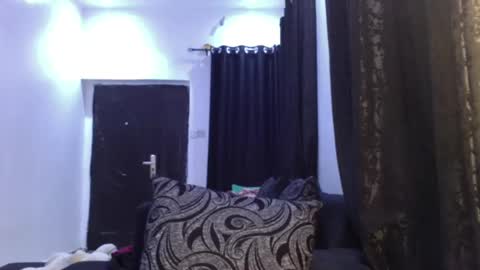 Snapshot of dripping_luna chatting on 02.01.25 dripping_luna online show from 02.01.25