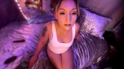 Snapshot of drippypetalo chatting on 01.17.26 drippypetalo online show from 01.17.26