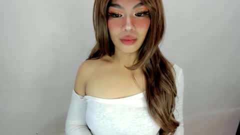 miss. Erika online show from 09.22.25